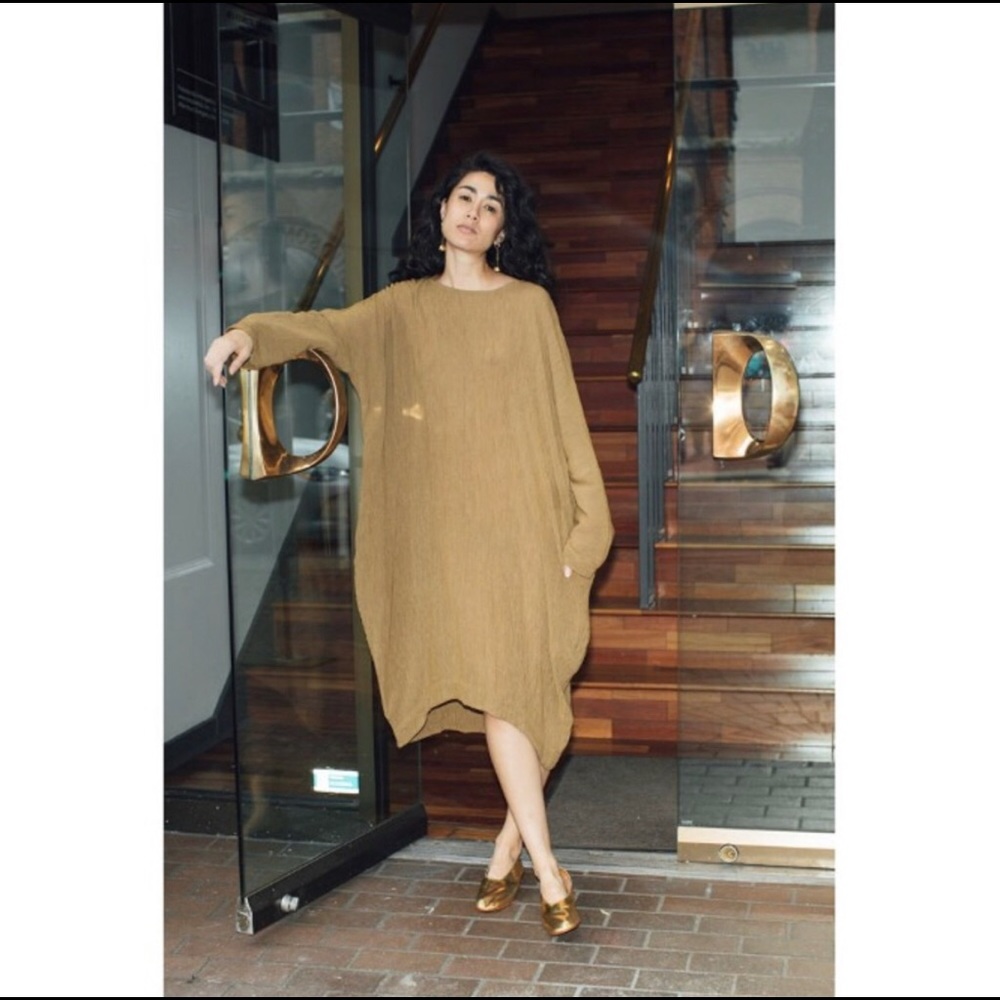 Black Crane Bud Dress in coffee color